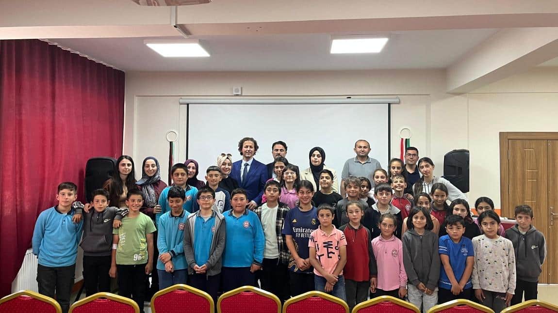Sporda ve Eğitimde Geleceğe Bakış: Bayburt Sancaktepe'de Yapay Zeka Söyleşisi